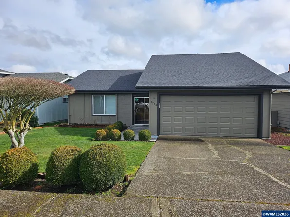 1778 Nut Tree Dr NW, Salem, OR 97304