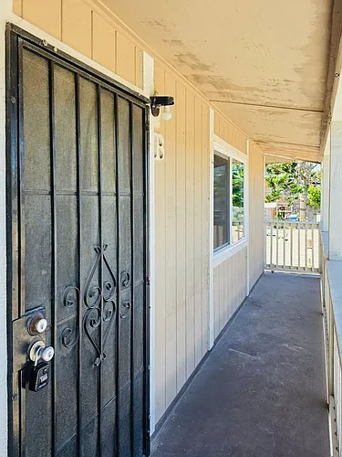 1980 Anaheim Ave Photo 1