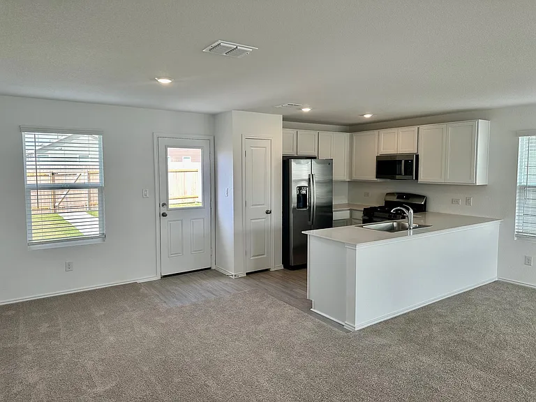 228 Sormonne Loop — Photo 6