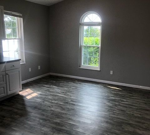 4th image of 8465 Westport Dr