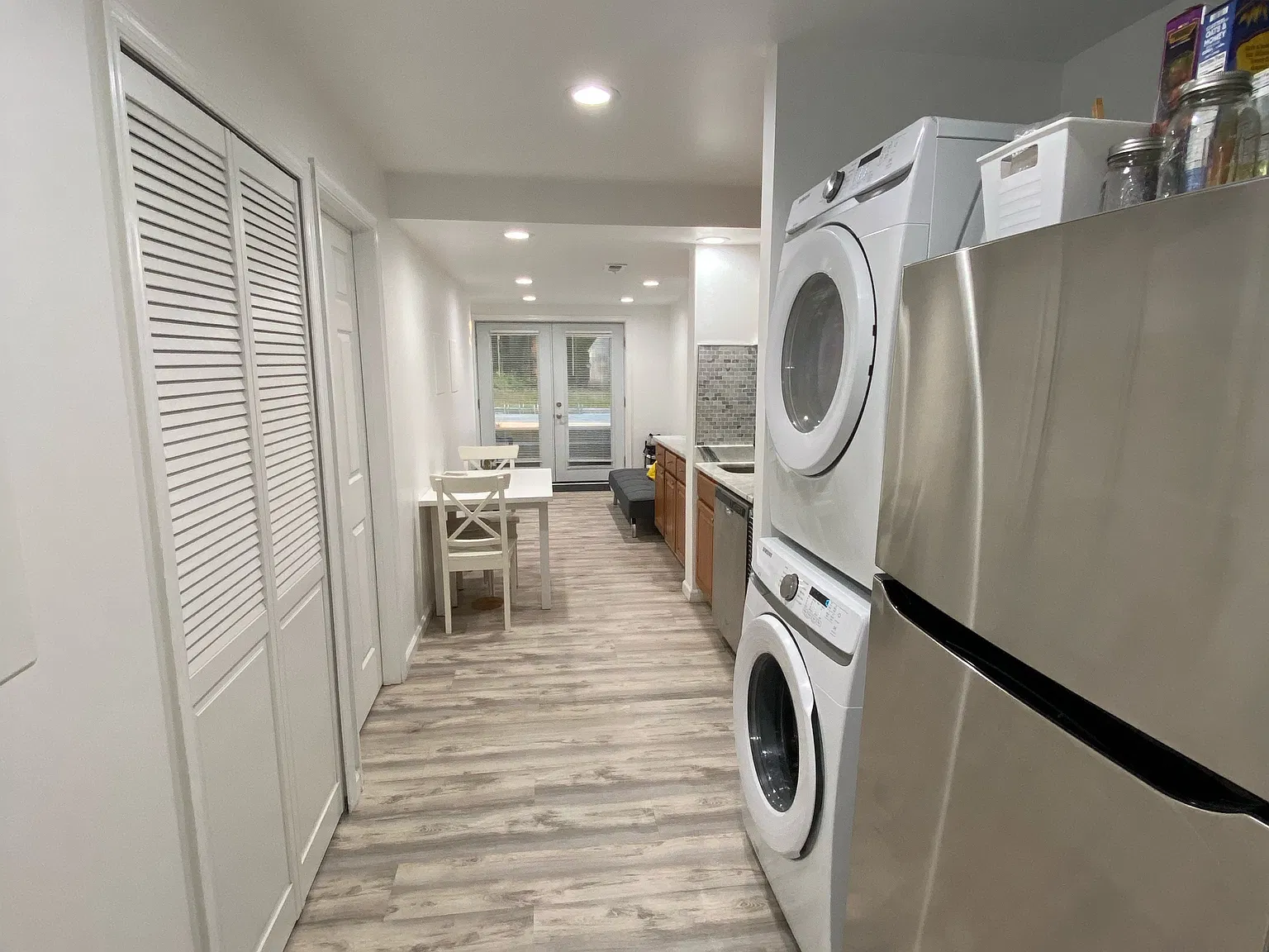 1 bed, $984 — Photo 1