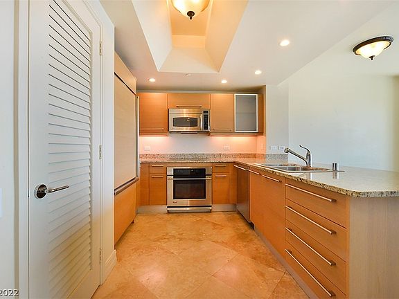 2nd image of 322 Karen Ave Unit 2406
