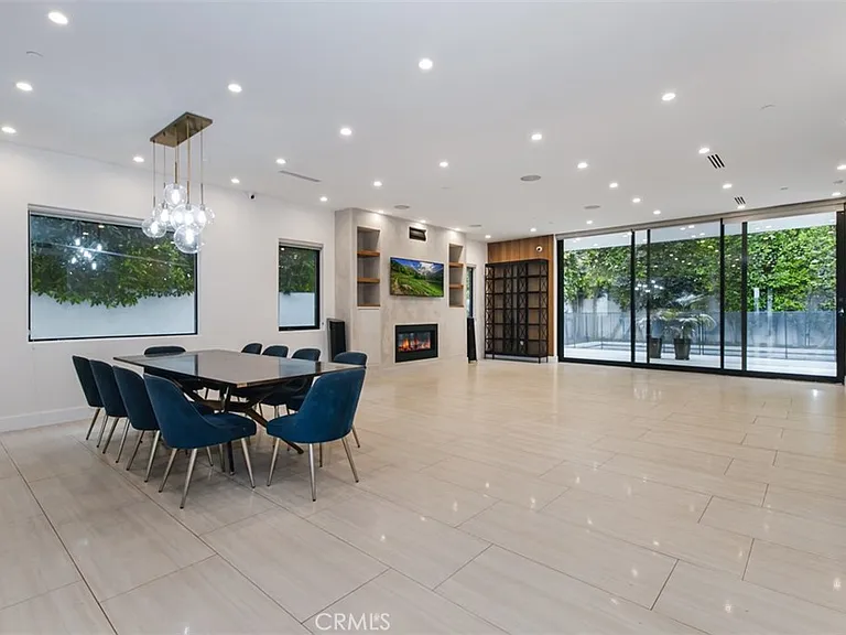 5017 Hesperia Ave — Photo 11
