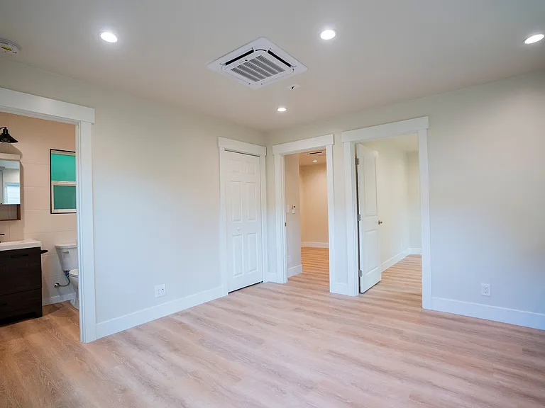 1118 Lincoln Ct #2 — Photo 4