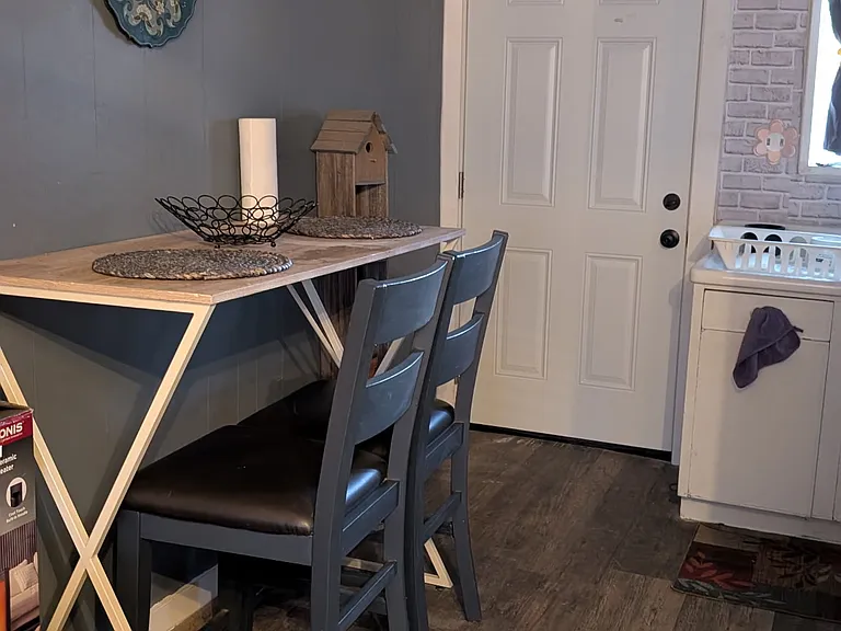 702 S Riebe Ave #3 — Photo 5