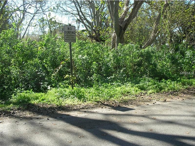 1st image of 2704 Sidney Ave