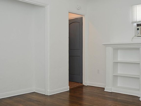 5th image of 810 N Fuller Ave #1/2