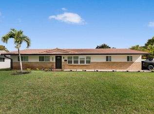 7601 NW 41st St, Coral Springs, FL 33065