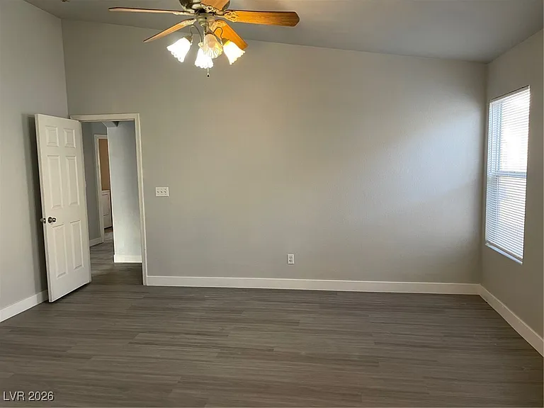 1425 Dragon Rock Dr — Photo 16