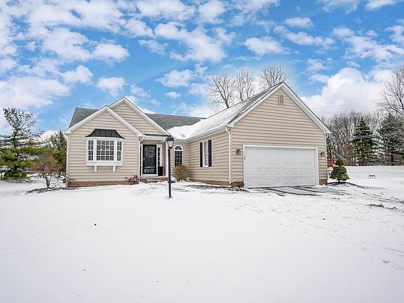 2nd image of 6127 Wentworth Ct