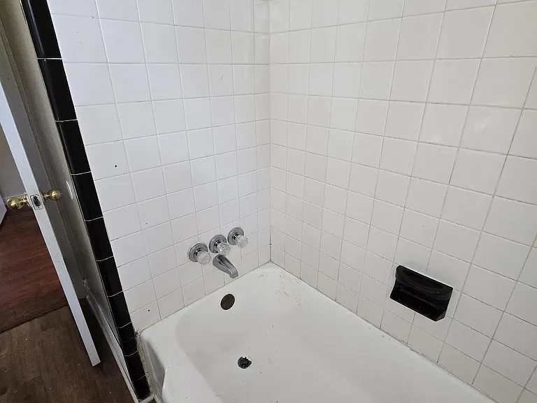 3615 Ammons Ave — Photo 8