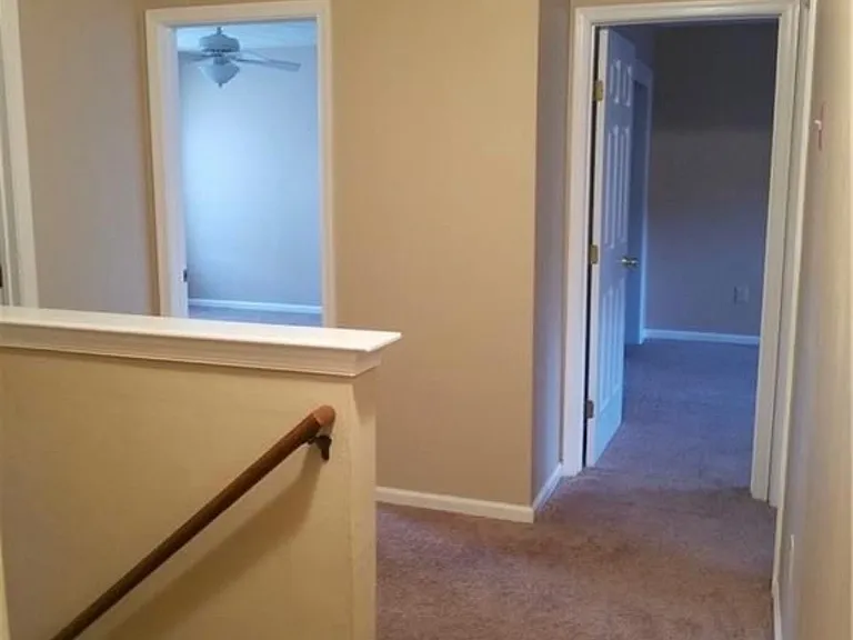 1591 Winthrope Dr — Photo 8