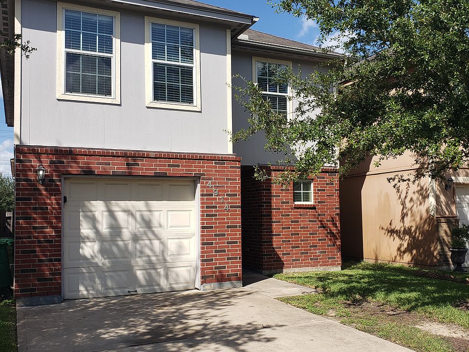 2nd image of 4914 S Cancun Dr