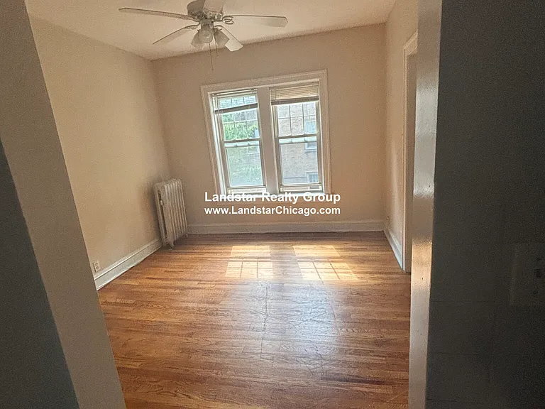 828 Reba Pl #1S — Photo 9