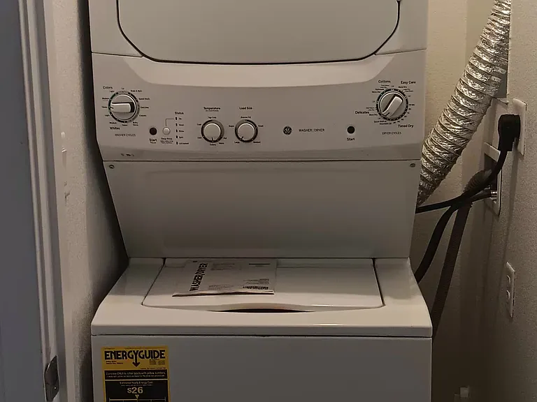 Washer & Dryer included