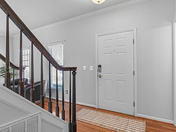2nd image of 105 Laurel Branch Dr