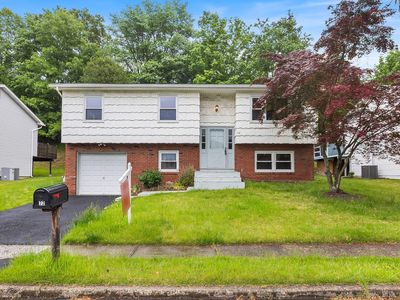 72 Lincoln Street, Sloatsburg, NY, 10974