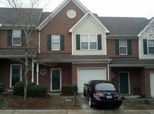 7815 Lennoxshire Ln, Charlotte, NC 28210