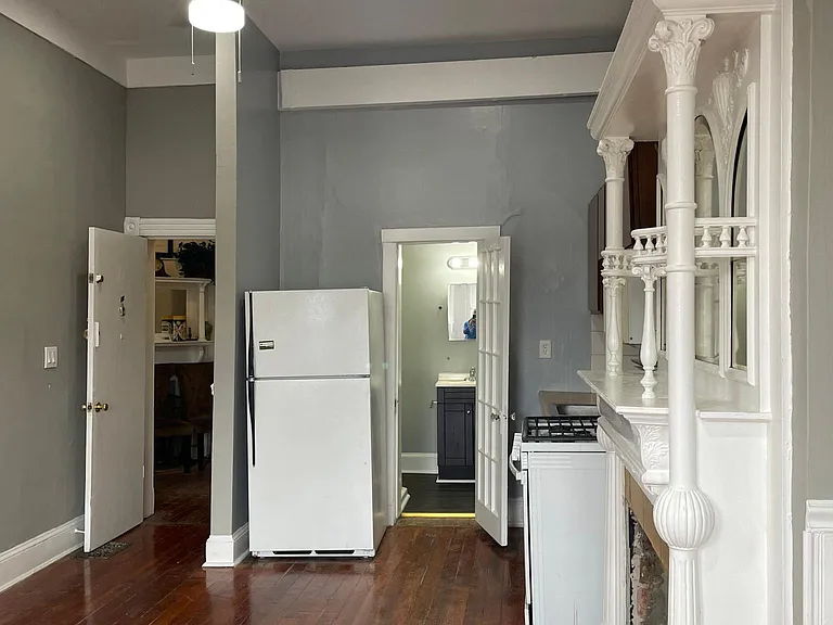 1526 W Mount Royal Ave #1F — Photo 10