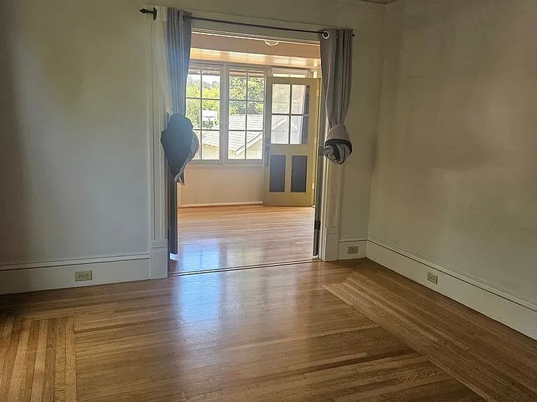 145 Myrtle St — Photo 9