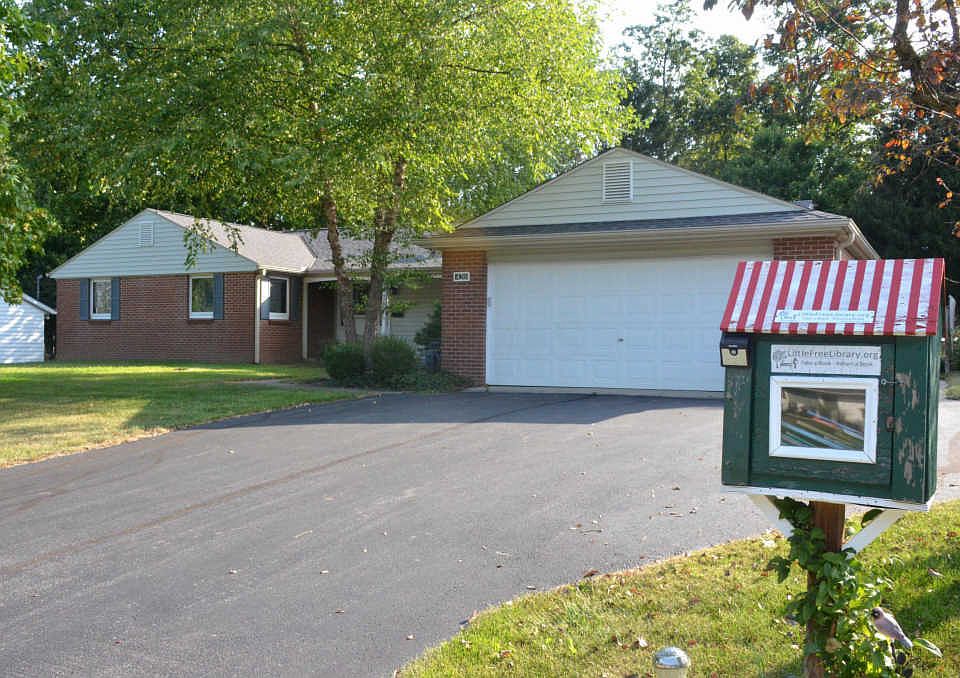 1st image of 420 Hickory Dr