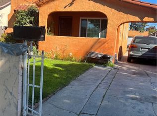 3569 E 54th St, Maywood, CA 90270