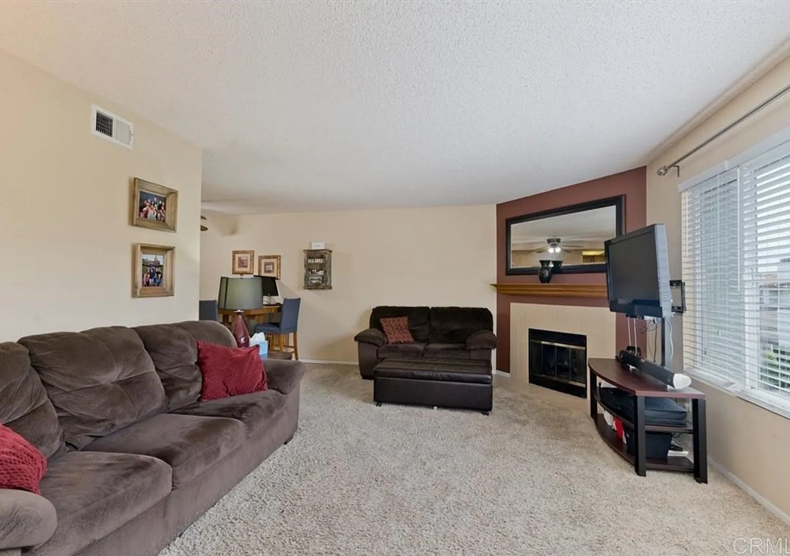 Beautifully Situated 3-Bedroom Condo with Mountain Views in Santee — Photo 2