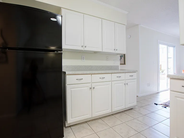 637 Baytree Ct — Photo 13