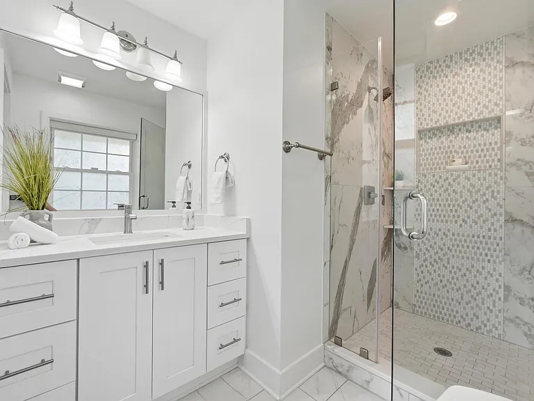 7504 Dolce Dr — Photo 21