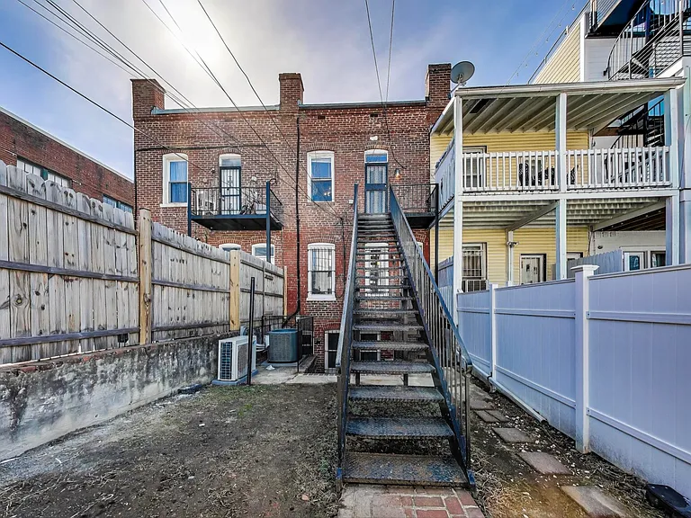 613 Park Rd NW #1 — Photo 36