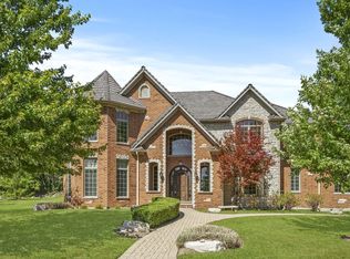 56 Ruffled Feathers Dr, Lemont, IL 60439