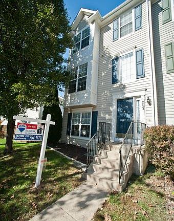 2nd image of 9725 Faber Ln