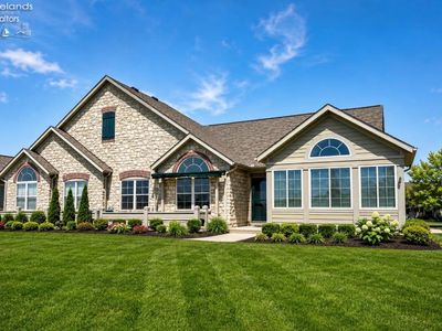 2695 Canterbury Cir #B, Pt Clinton, OH, 43452