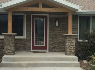 9462 Bolton Rd, Sauk City, WI 53583