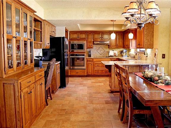 5th image of 317 E Snowmass Dr