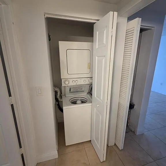 Unit Photo