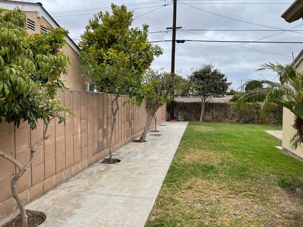 4521 Myra Ave, Cypress, CA 90630