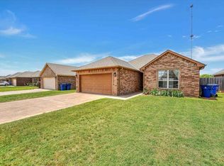 408 NW Granite Ave, Cache, OK 73527