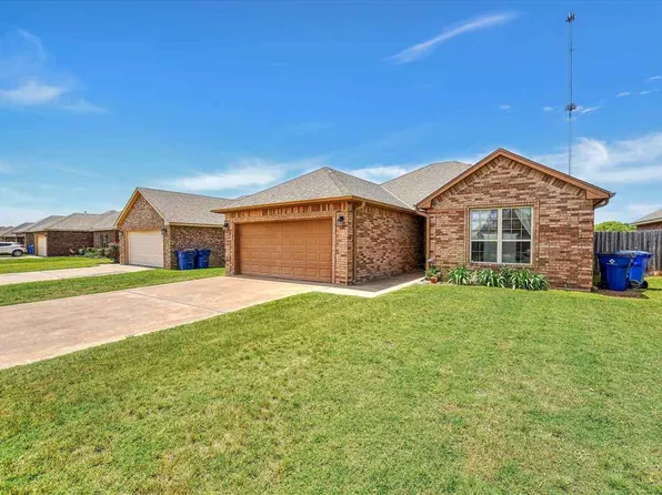 408 NW Granite Ave, Cache, OK 73527