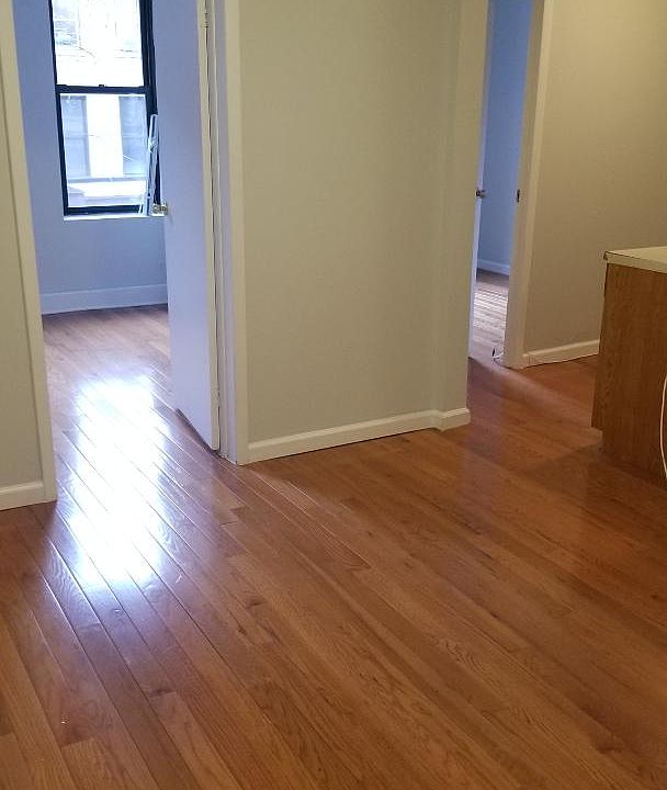 1st image of 330 E 65th St APT 17
