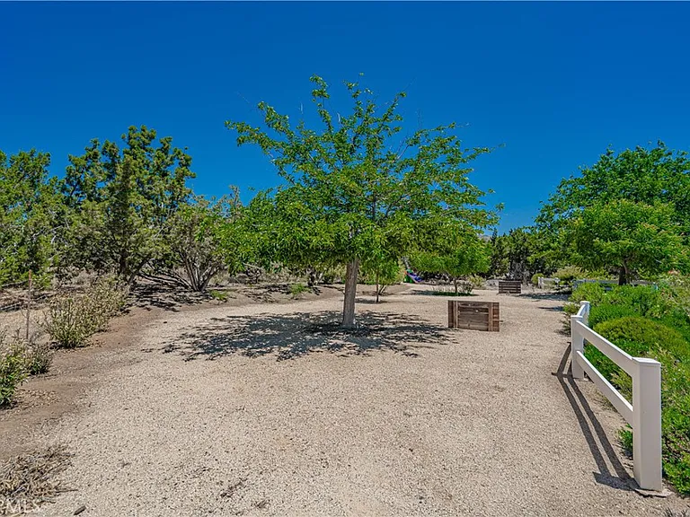 6367 Valley Sage Rd — Photo 11