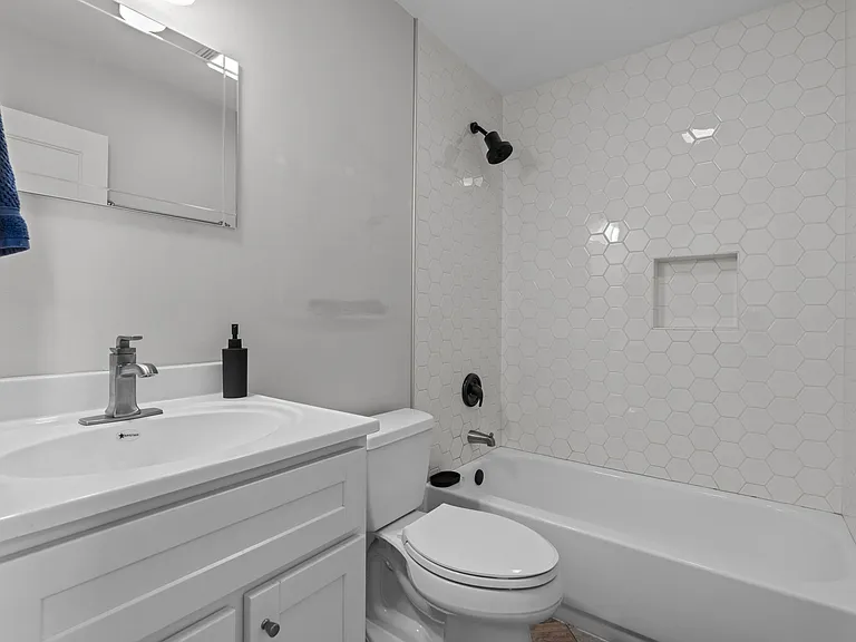 1422 Dolman St — Photo 26