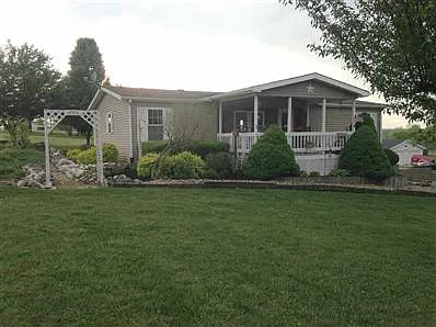 85 Cedar Ln photo 1