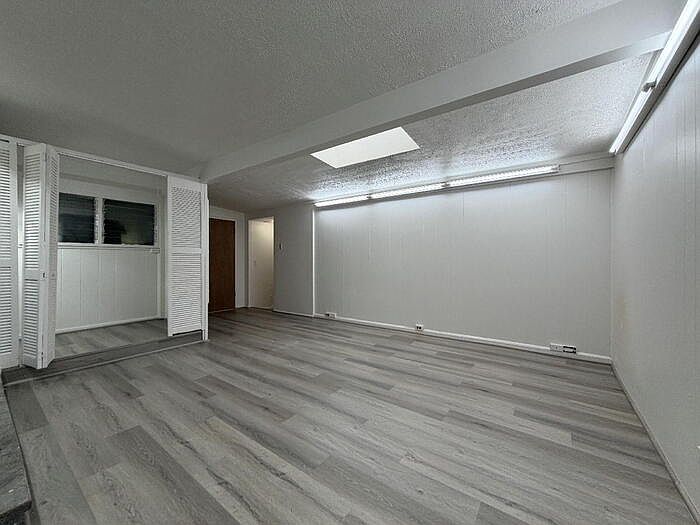 1st image of 45-467 Makalani St