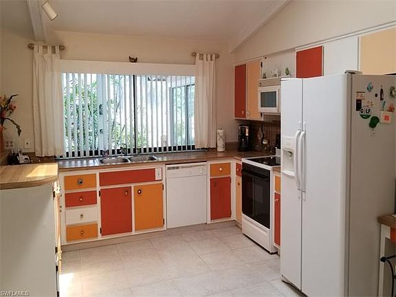 5th image of 9932 Treasure Cay Ln