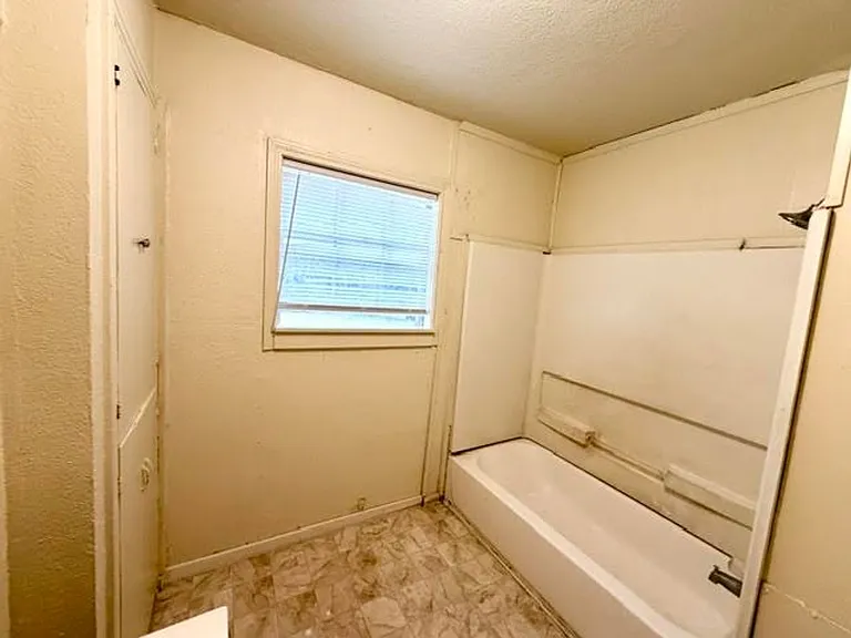 600 Camp Dr — Photo 10