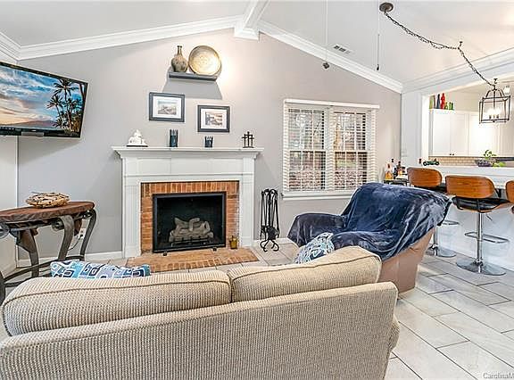 5th image of 9020 Nolley Ct Unit A