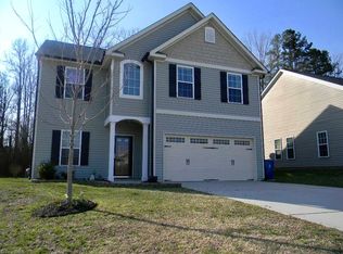 206 Waters Edge Dr, Archdale, NC 27263