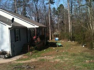 215 Hendricks St, Cornelia, GA 30531