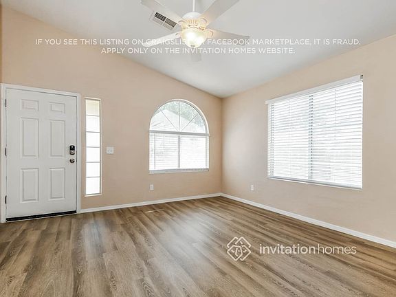 3rd image of 8808 E Des Moines St